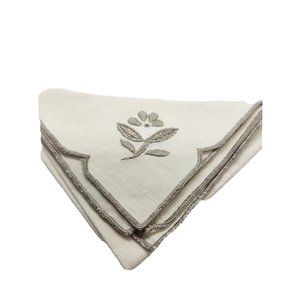 Vintage Unbranded 6 Embroidered 10" Square Cloth Cream Napkins Green Trim Flower
